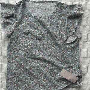 Shein Emery Rose Floral Ruffle Sleeve Top